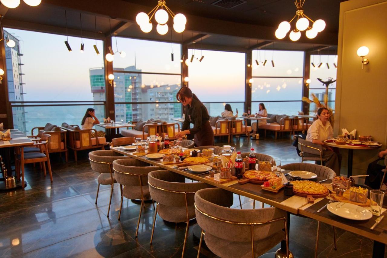 Grand Hotel Victory Актау Екстериор снимка The restaurant